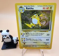 Pokémon TCG Raichu Holo Unlimited Rare Card 14/102 Base Set WOTC MP-LP Condition - Image 1