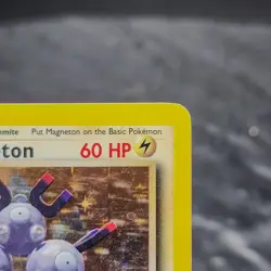 Pokemon Magneton Holo 9/102 Base Set Card WOTC 1999 Unlimited Vintage LP+âœ¨ - Image 3