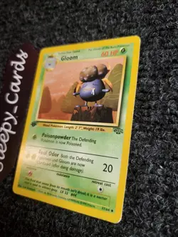 Pokémon TCG - Gloom 37/64 1st Edition Jungle LP - Image 2