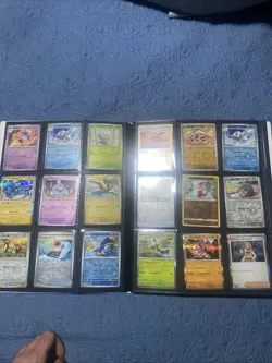 [BULK] [FULL!] Reverse/Holo Pokemon cards in Prismatic Evolutions Binder - Image 9