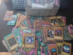 Mostly Vintage Yu-Gi-Oh TCG Card Lot of 1000+ 1st/Unlimited Cards - Image 10