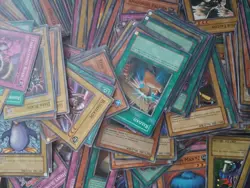 Mostly Vintage Yu-Gi-Oh TCG Card Lot of 1000+ 1st/Unlimited Cards - Image 12