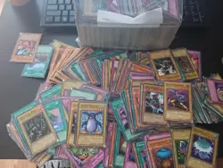 Mostly Vintage Yu-Gi-Oh TCG Card Lot of 1000+ 1st/Unlimited Cards - Image 3