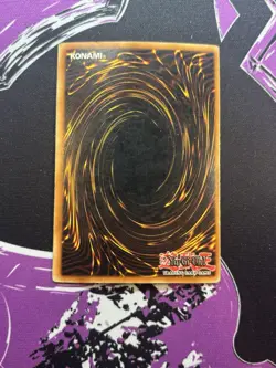 Yugioh Red-Eyes B. Dragon SDJ-001 Ultra Rare 1st Edition LP - Image 4