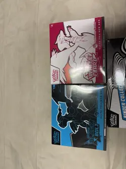 Lot of 5 - Pokemon Black Bolt and White Flare pokemon center etb, binder - Image 5