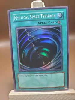 LP Mystical Space Typhoon DB1-EN031 Unlimited Super Rare Vintage - Image 4