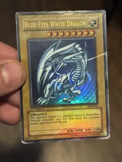 Yugioh Blue-Eyes White Dragon SDK-001 Ultra Rare 1st Ed Asian English HOLO BLEE - Image 1