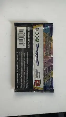 Pokemon Sword and Shield Trading Card Game Booster Pack - Image 2