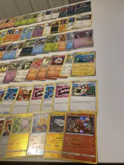 Pokemon Cards Lot. 100+ Card Lot! Lot #821 Holo/ReversHolos Included.Bulk Lot - Image 3