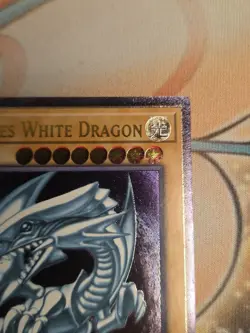 Blue-Eyes White Dragon - OP28-EN001 - Near Mint NM - Ultimate Rare - Unlimited - Image 8