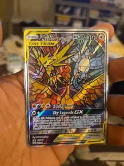 2019 POKEMON SM BLACK STAR PROMO SM210 FULL ART/MOLTRES & ZAPDOS & ARTICUNO GX - Image 3