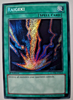 Raigeki - Secret Rare - LCYW-EN054 Yu-Gi-Oh Card (1st Edition) - Image 3