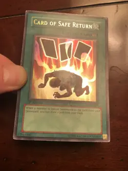 Yugioh Card of Safe Return (LON-029) Ultra Rare, 1st Edition NA English Vintage - Image 2