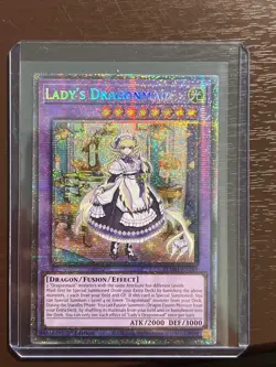 Lady's Dragonmaid (Starlight Rare) BLMM-EN049 Battles of Legend: Monster Mayhem 1st Edition - Image 4