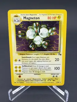 Magneton Fossil 11/62 Pokemon Holo Rare WOTC Vintage 1999 - Image 1