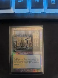 Hallowed Fountain (Retro Frame) Ravnica Remastered Foil - Image 3