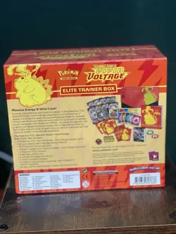 Pokémon TCG: Sword & Shield - Vivid Voltage Elite Trainer Box ETB - New Sealed - Image 5