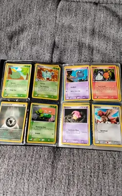 Vintage 2002 Konami Yu-Gi-Oh 20 Page Card Book Binder. With 160 Pokémon Cards - Image 13
