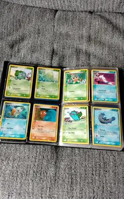 Vintage 2002 Konami Yu-Gi-Oh 20 Page Card Book Binder. With 160 Pokémon Cards - Image 4