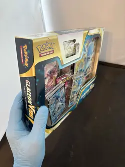 POKEMON TCG GLACEON V STAR Special Collection Box | Factory Sealed NEW. - Image 3