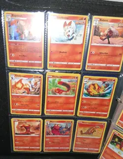 Pokémon Card Lot In A Pokémon Binder Over 450 Cards Stages 1 & 2 & Basic & Halos - Image 5