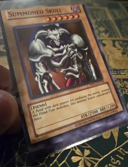 YUGIOH!-(MISPRINT) Summoned Skull RP01-EN024 (Super Rare/NM) - Image 2