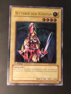 Yu-Gi-Oh EEN-EN004, Knightess of the Queen, Exc 1st Edition Ultimate Rare - Image 2