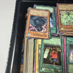 Yugioh Cards Bulk Lot READ DESCIPTION!! 600-800  pieces!!!! - Image 11