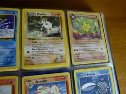 Pokémon card binder collection Gen 1 to 7 300+ cards - Image 7