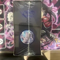 Pokemon Go PokÃ©mon Center Elite Trainer Box Plus - Image 6