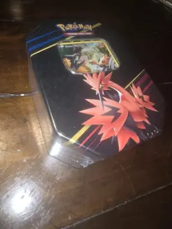 Pokemon TCG Crown Zenith Tin Galarian Zapdos (SEALED) 4 Packs 1 Promo - Image 2