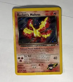 2000 Gym Heroes Rocket’s Moltres Holo #12/132 Rare WOTC Pokémon Card TCG *Swirl* - Image 1