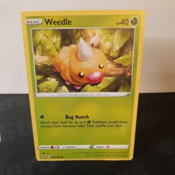 1/185 Weedle - Vivid Voltage - Common Pokemon TCG Card NM - ERROR - SQUARE CUT - Image 7