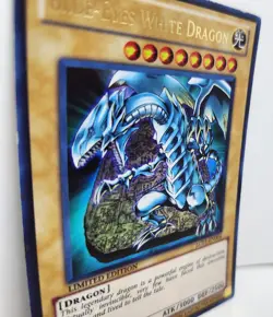 Yugioh Blue-Eyes White Dragon Limited Edition LC01-EN004 LP - Image 5