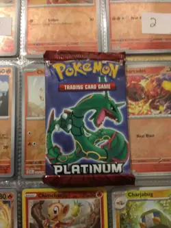 Pokemon 2009 Platinum Supreme Victors Booster Pack of 10 Cards - Image 1