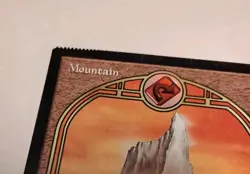 Mtg UNGLUED basic land MOUNTAIN error CRIMPED misprint  - Image 3