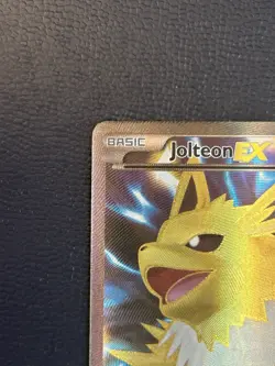 Pokemon TCG Jolteon EX 28a/83 Generations Ultra Rare Holo Full Art  - Image 3