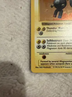 Magneton Shadowless Holo Base Set 9/102 Wizards Pokémon TCG Unlimited Rare Card - Image 13