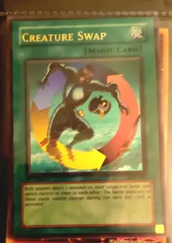 Yu-Gi-Oh! TCG Creature Swap Legacy of Darkness LOD-081 1st Edition Ultra Rare - Image 2