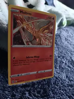 Moltres 021/172 Rare Holo Pokemon TCG Card Brilliant Stars NM - Image 1