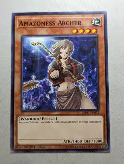 Amazoness Archer (LEDU-EN012) - Common - 1st Edition - Image 2