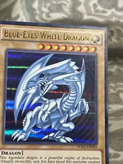 Blue-Eyes White Dragon DUSA-EN043 1st Edition 2017 YUGIOH - Image 3