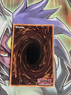 YGLD-ENB02 Dark Magician Ultra Rare AMERICAN UNL Edition NM Yugioh Card - Image 2