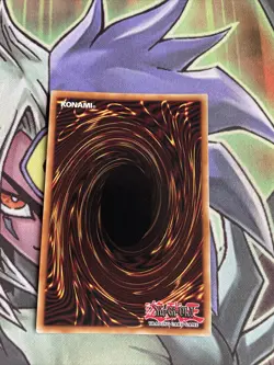 YGLD-ENB02 Dark Magician Ultra Rare AMERICAN UNL Edition NM Yugioh Card - Image 4