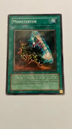 Yu-Gi-Oh Monster Gate (AST-EN039) 1st Edition German 1996 - Image 1
