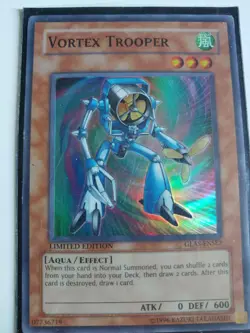 Yugioh - 1x Vortex Trooper - GLAS-ENSE2 - NM - Super Rare Limited ED. - 2007 - Image 2