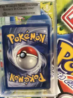 Pokemon TCG 1st Edition SHADOWLESS Machamp 8/102 Base Set Holo Rare BGS 8 NM-MT - Image 3