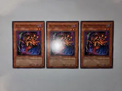 YUGIOH OLD VINDICTIVE MAGICIAN MFC-067 1ST Edition COMMON Near Mint x3 - Image 1
