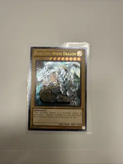YuGiOh Blue-Eyes White Dragon YSKR-EN001 Ultimate Rare Unlimited VLP - Image 1