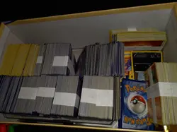 HUGE Lot: Pokemon Cards Nintendo TCG  Gameing Hundreds of Cards, All Kinds - Image 4